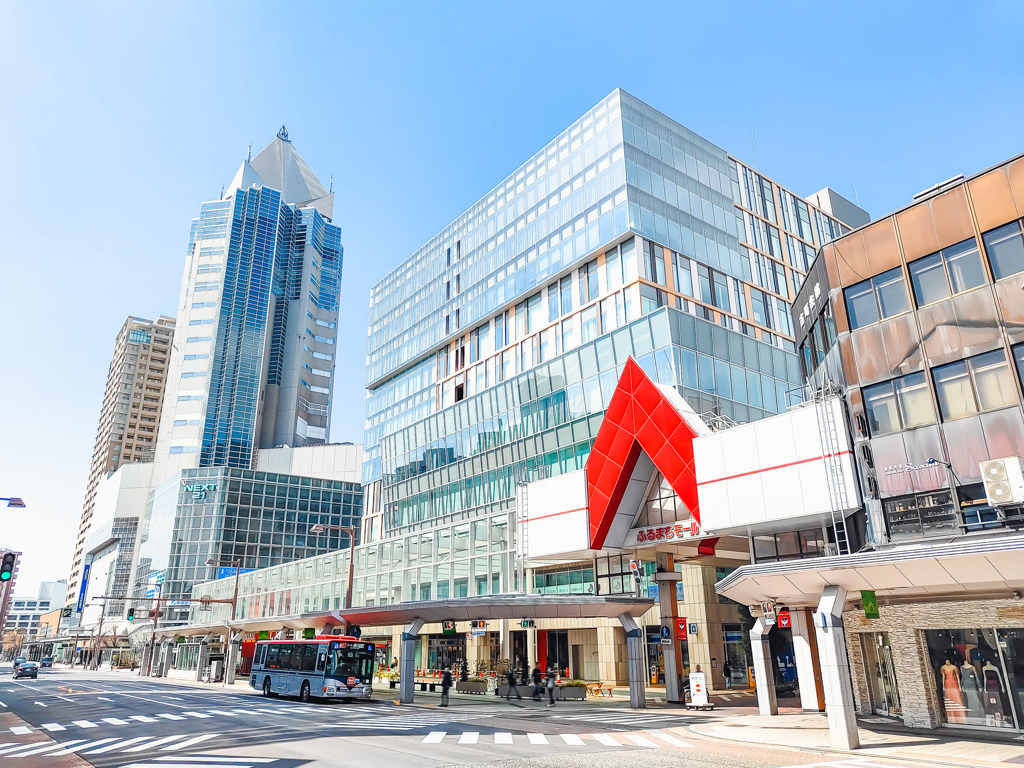 新潟市中央区古町の周辺施設